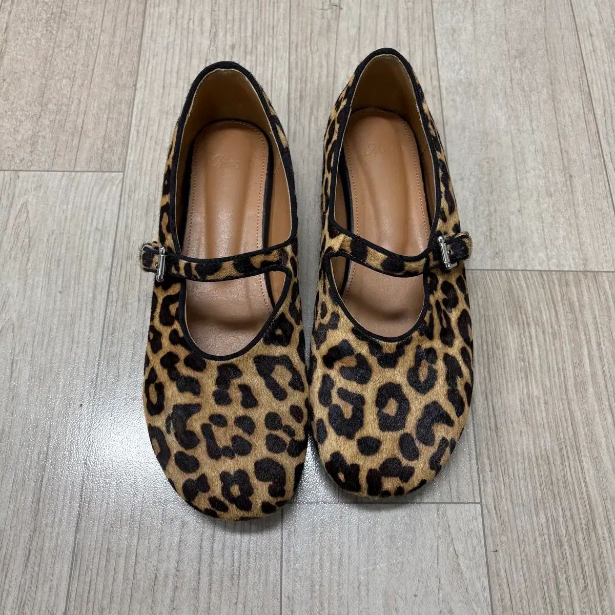 MangoManyPlease ヒョウ柄 レオパード MARY JANE メリージェーン フラット シューズ 状態良し
