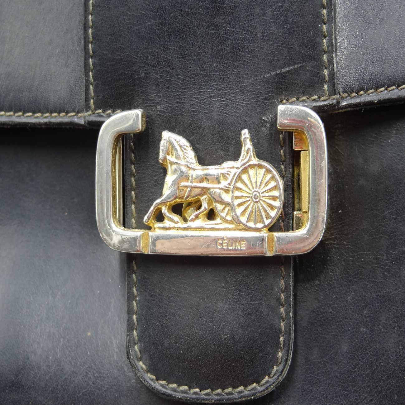 CELINE セリーヌ ショルダーバッグ ホースキャリッジ 馬車金具 レザー 