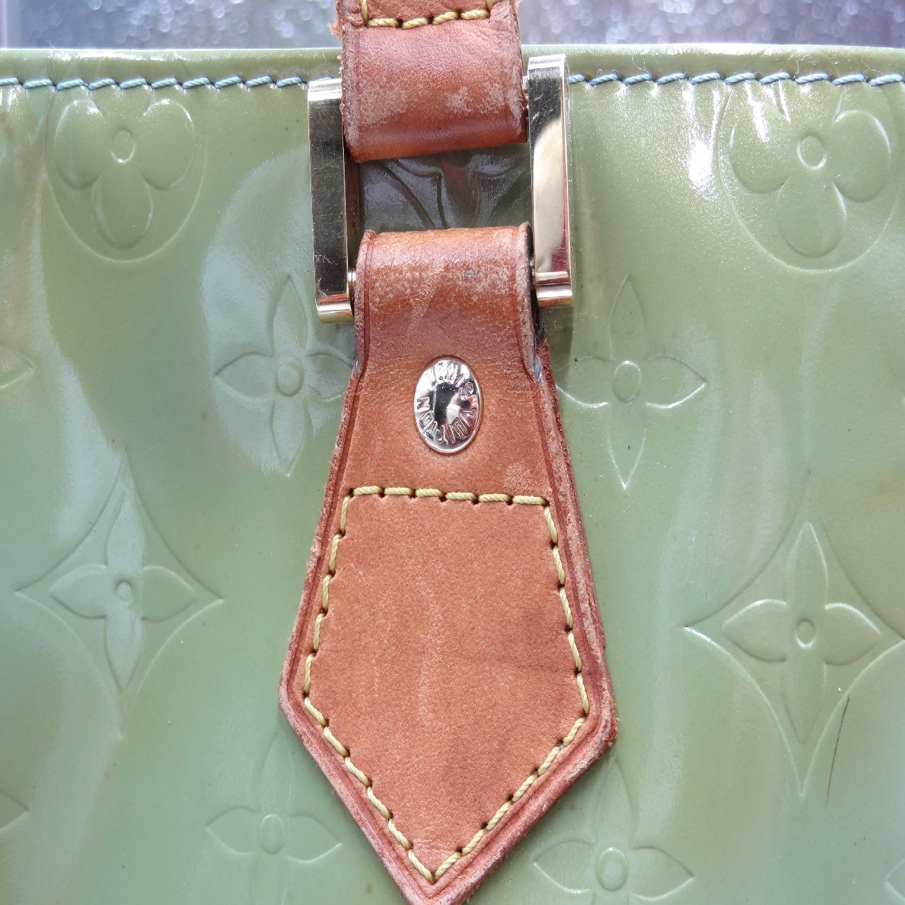 LOUIS VUITTON ルイヴィトン モノグラム ヴェルニ ヒューストン 