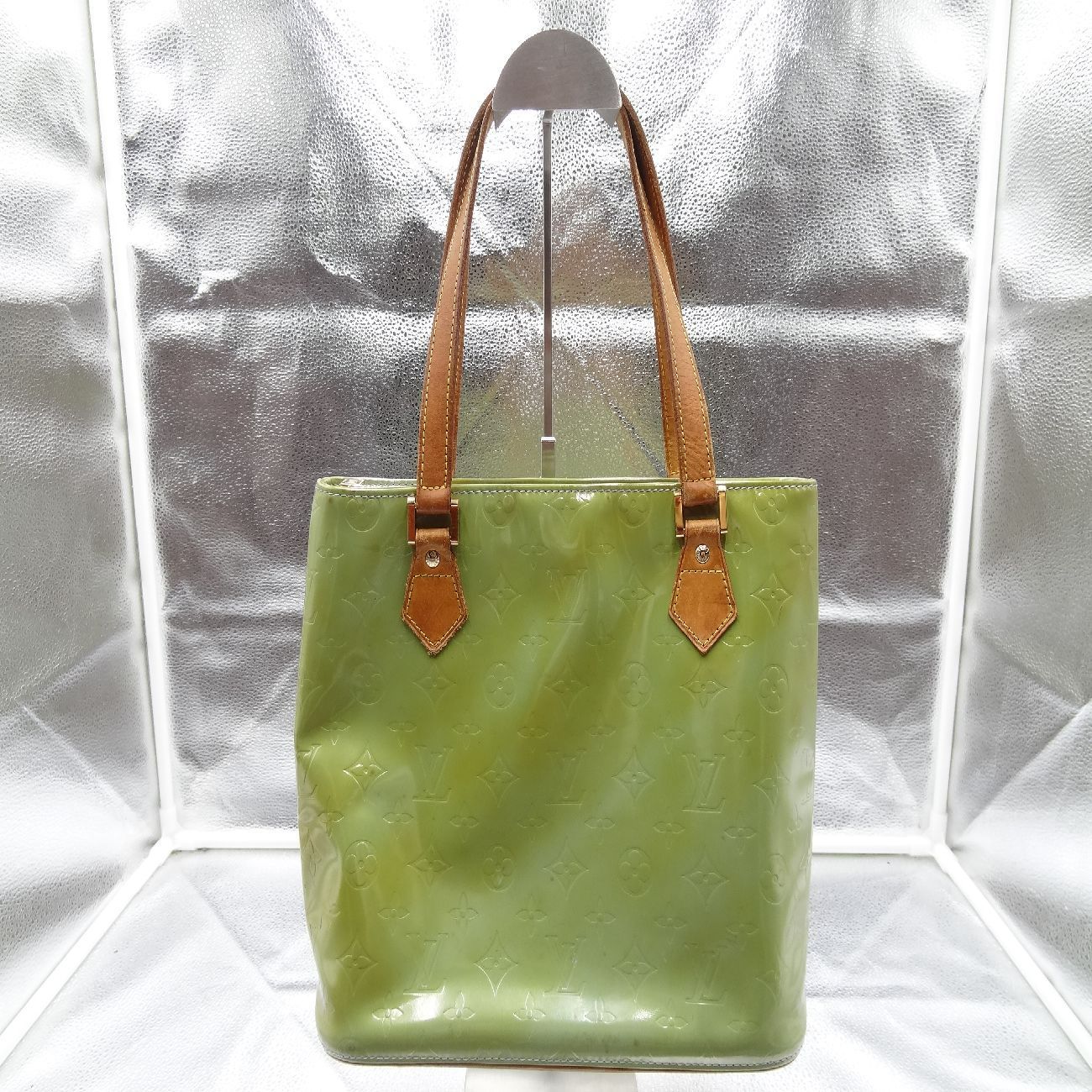LOUIS VUITTON ルイヴィトン モノグラム ヴェルニ ヒューストン 