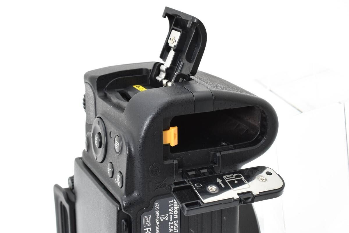☆極美品☆《ショット数456回 》ニコン Nikon D5100 ボディ #873b 