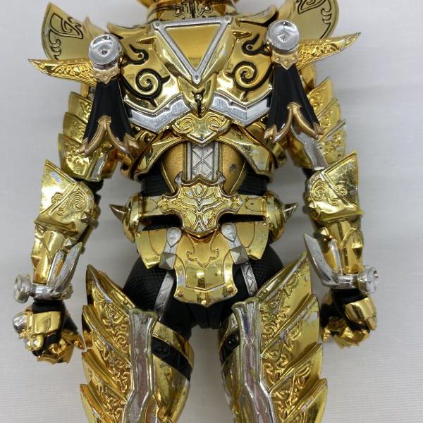 ガロフィギュア 黄金 騎士 牙 狼 フィギュア バンダイ S H Figuarts 真