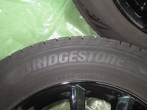スタッドレス 22年製