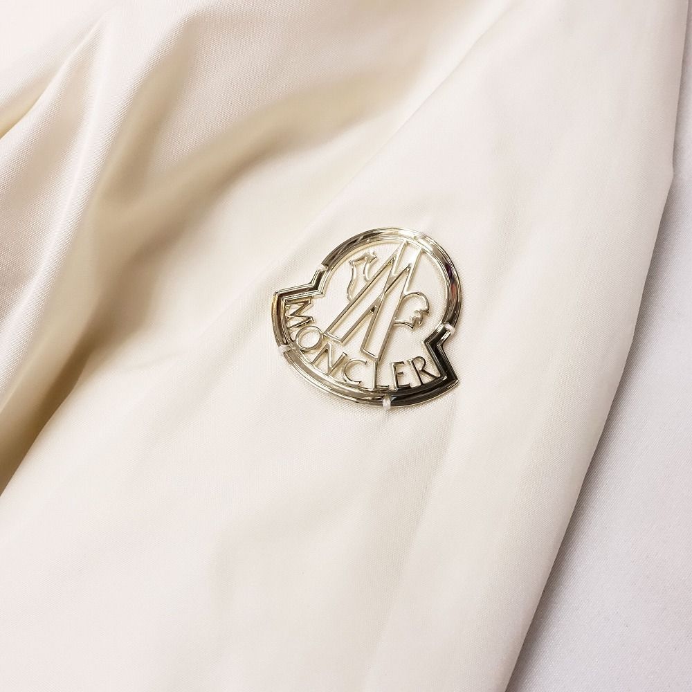 極美品 MONCLER GAMME ROUGE モンクレール ガムルージュ ノーカラー