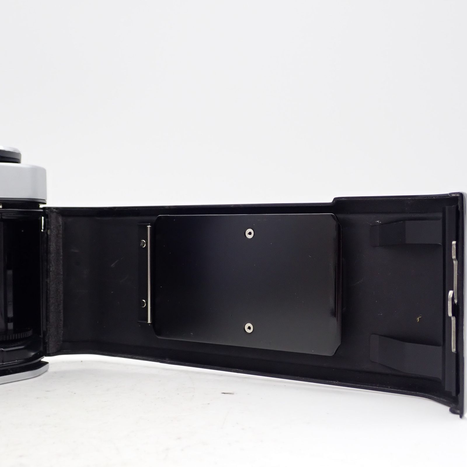  Nikon FM 2 n 一眼レフフィルムカメラ ボディ シルバー 8755238 CE刻印入り 最後期生産 一眼レフカメラ(フィルム) フィルムカメラ