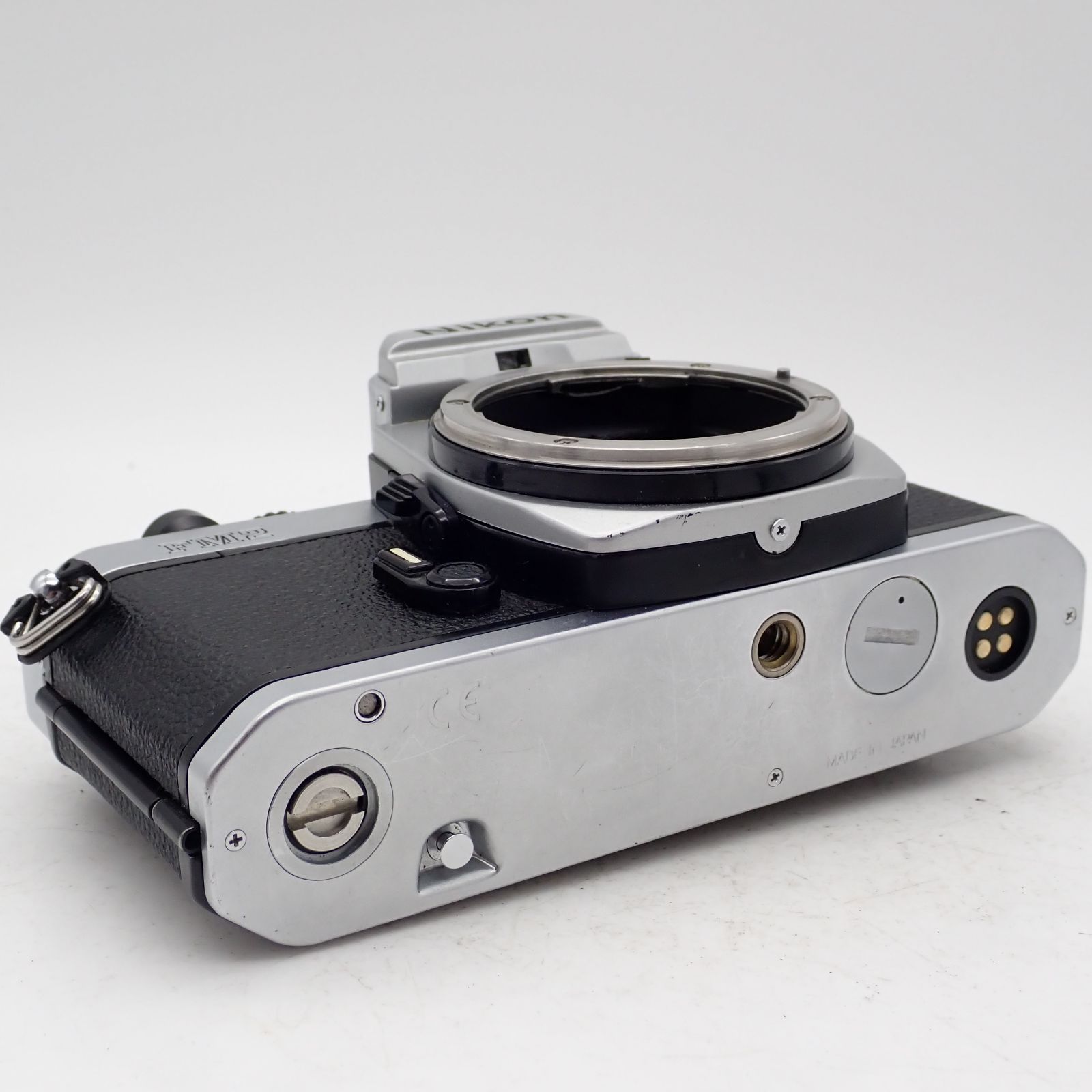 ボディ シルバー