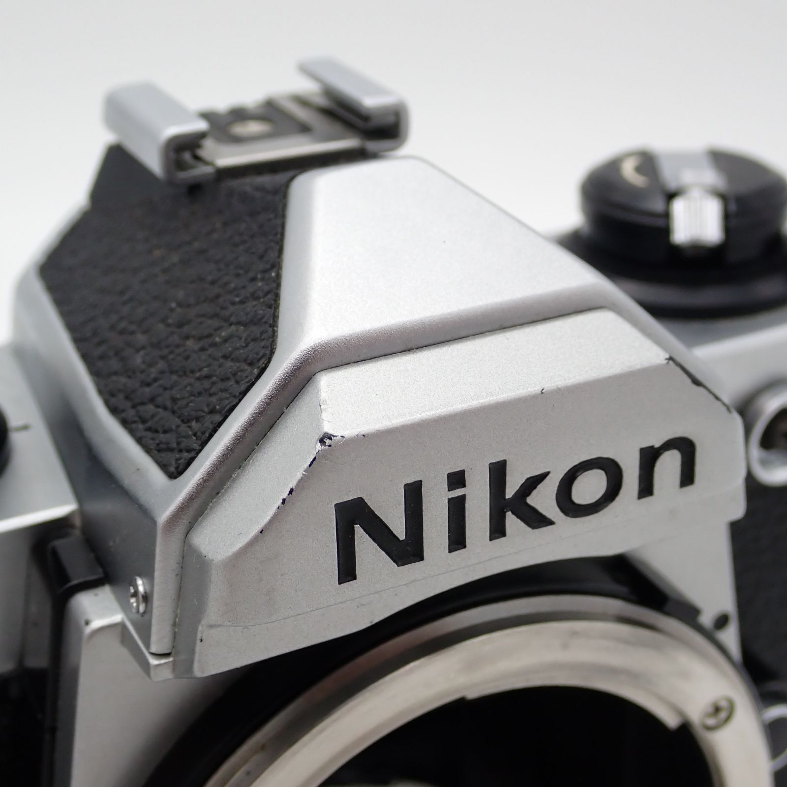 良品 Nikon New FM2 FM2n 一眼レフフィルムカメラ ボディ シルバー