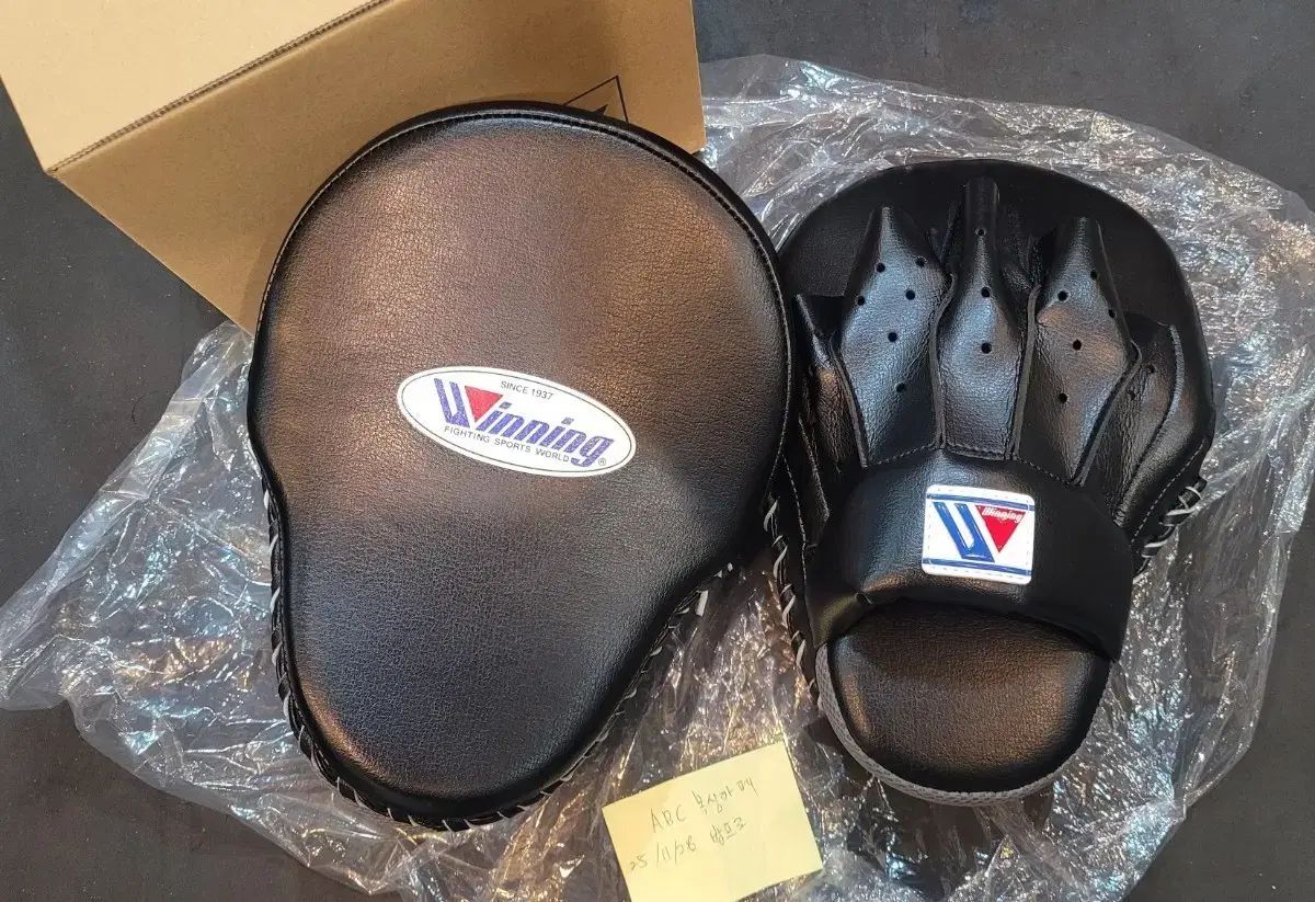 ウィニング ボクシング ミット cm 65