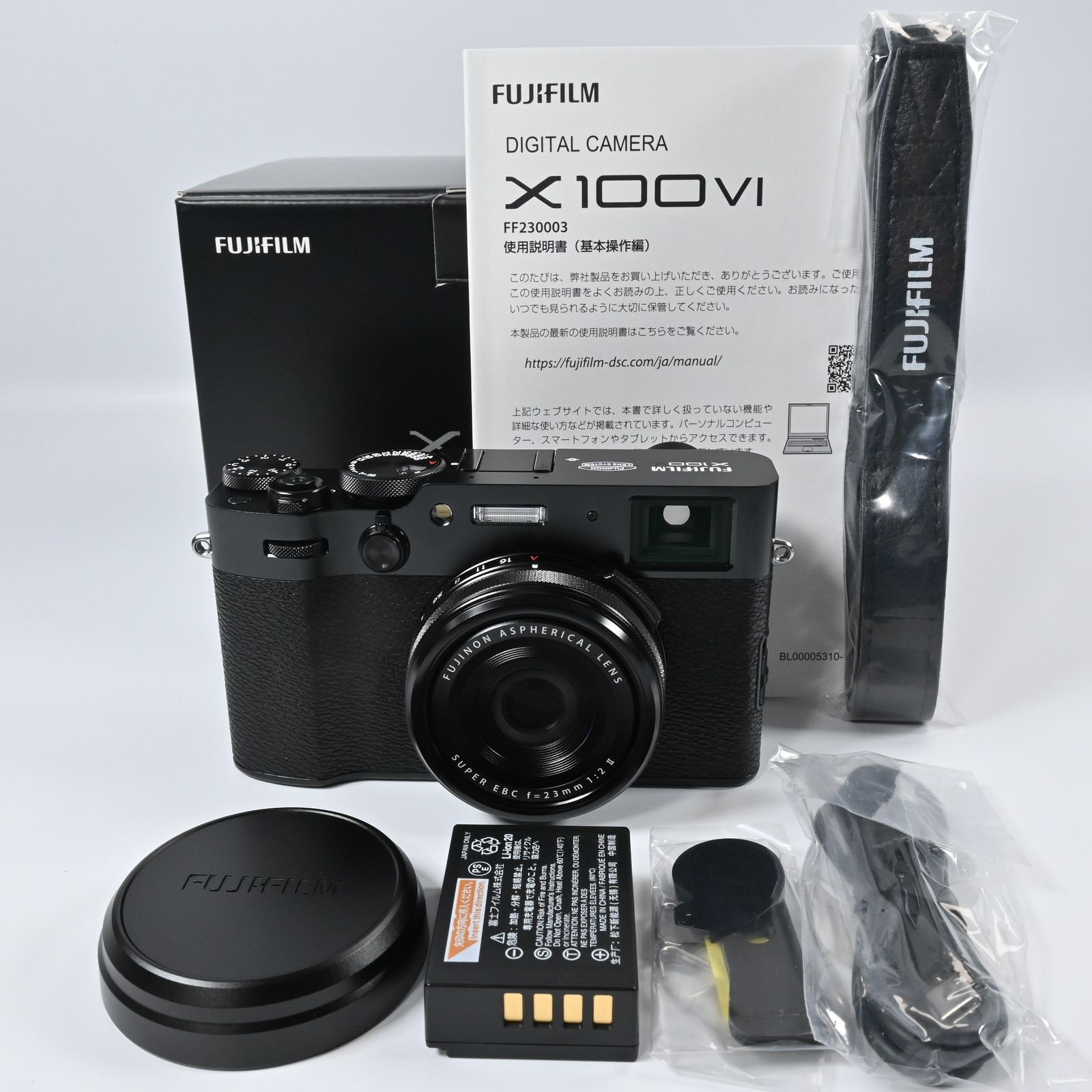 s*2様 【ショット数800回！】FUJIFILM X100VI ブラック ☆ほぼ新品☆FUJIFILM X100VI ブラック ショット数 82回 多言語モデル