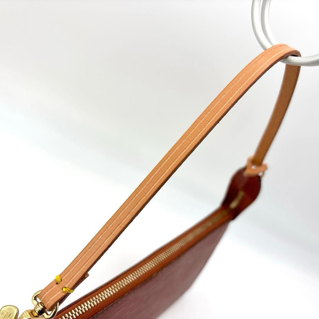 ルイヴィトン M52953 エピ ポシェット アクセソワール 24 ポーチ ルイヴィトン M52953 エピ ポシェット アクセソワール 24 アクセサリー