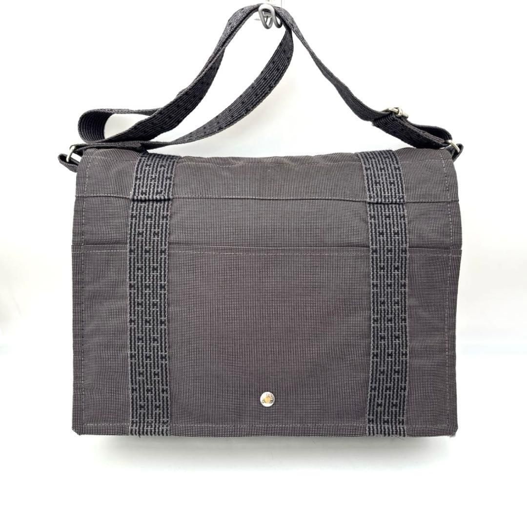 エルメス エールライン バサス MM キャンバス グレー系 フランス製 鞄 カバン カデナ 鍵付き スナップボタン シルバー金具