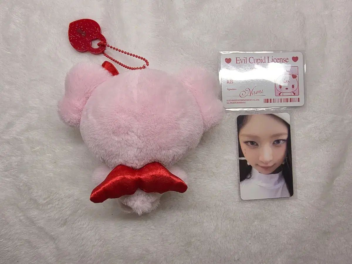 IVE Evil Cupid ぬいぐるみ + トレカ レイ ショップ レイ♡IVE SECRET