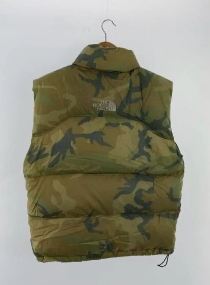 THE NORTH FACE ザノースフェイス 700 ヌプシ Nuptse ベスト BEST カモフラ 조끼 패딩 ダウン
