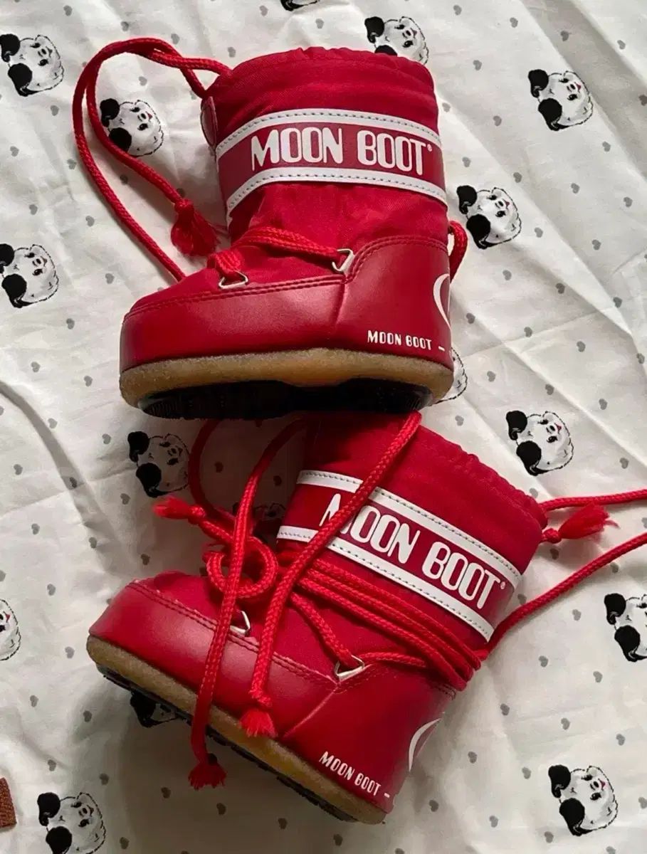 ムーンブーツ 9 12ヶ月