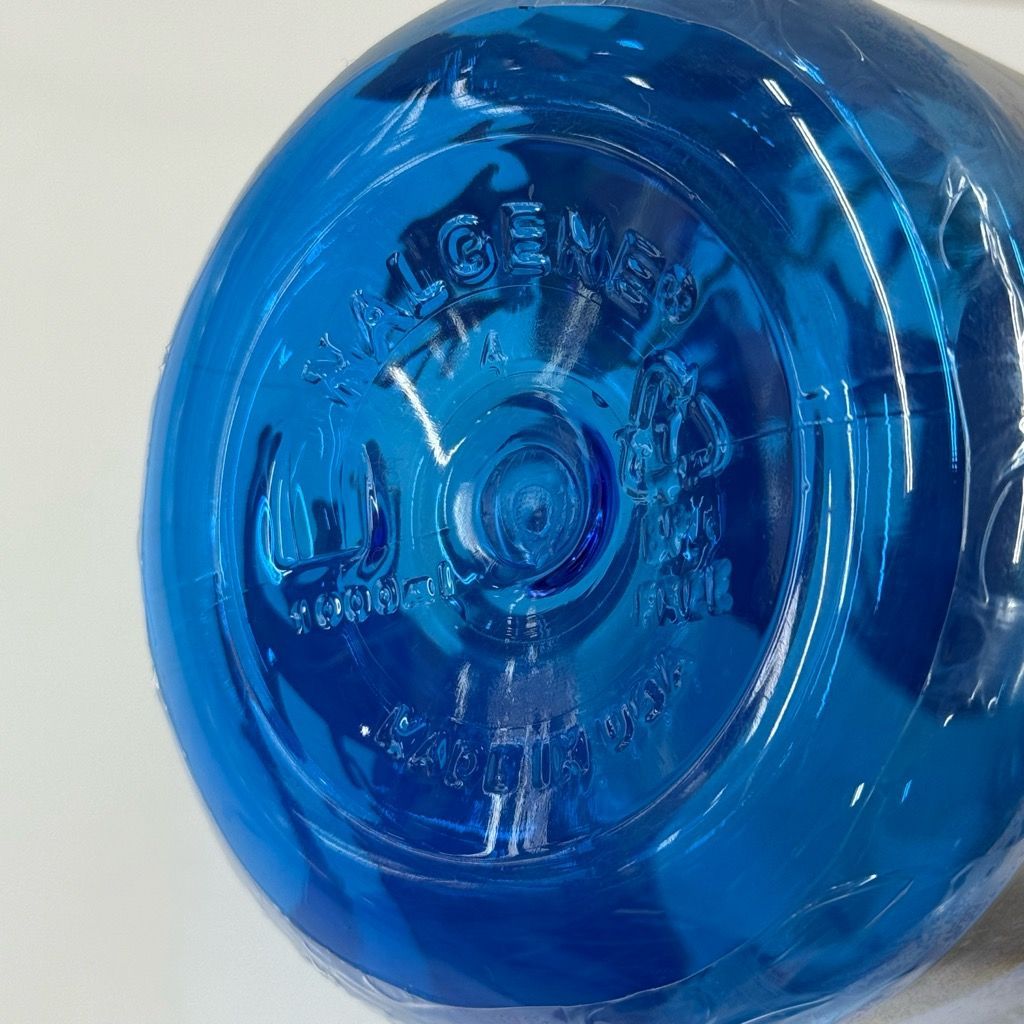 プラスチック水筒