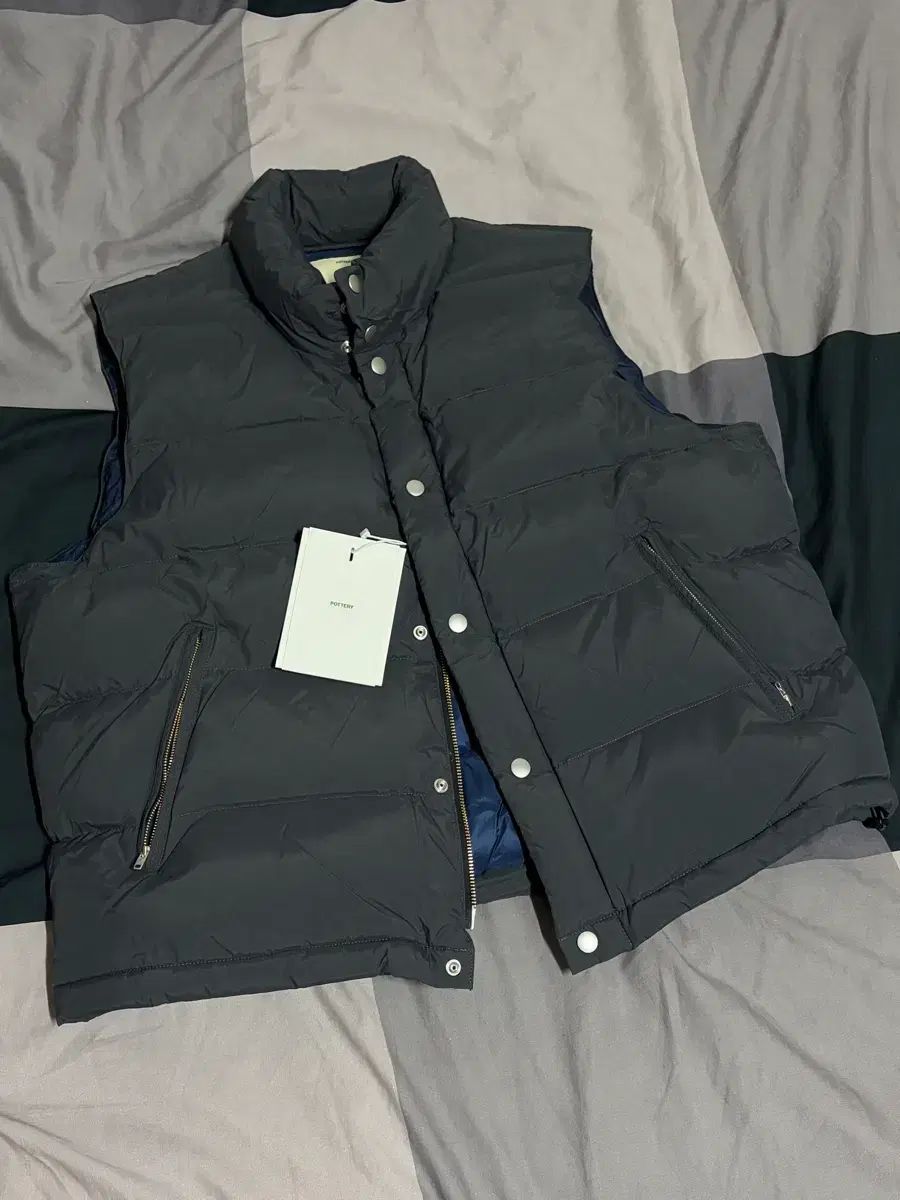 新商品 ポッタリー ラスティック グース ベスト | ネイビー 1