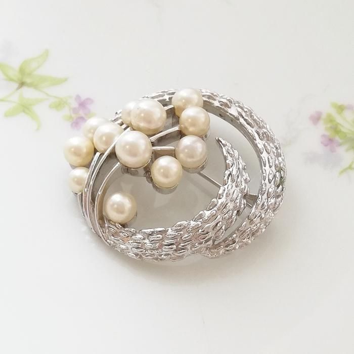 ヴィンテージ Trifari トリファリ シルバートーン フェイクパール 人気