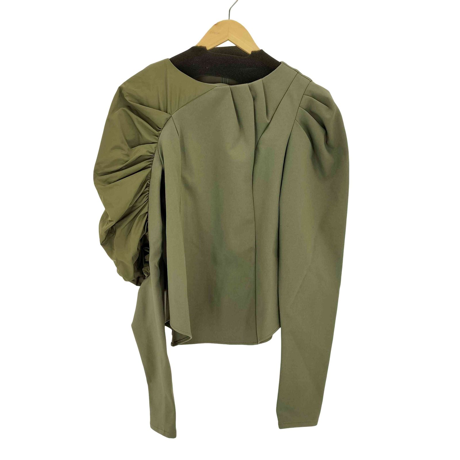 ユーズドフルギ 古着 AOIWANAKA アシンメトリートップス レディース 表記無