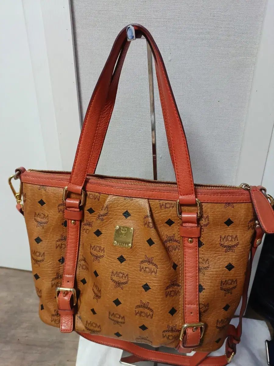 MCM エム シー 状態良し shop取引では対象外 小さいサイズ
