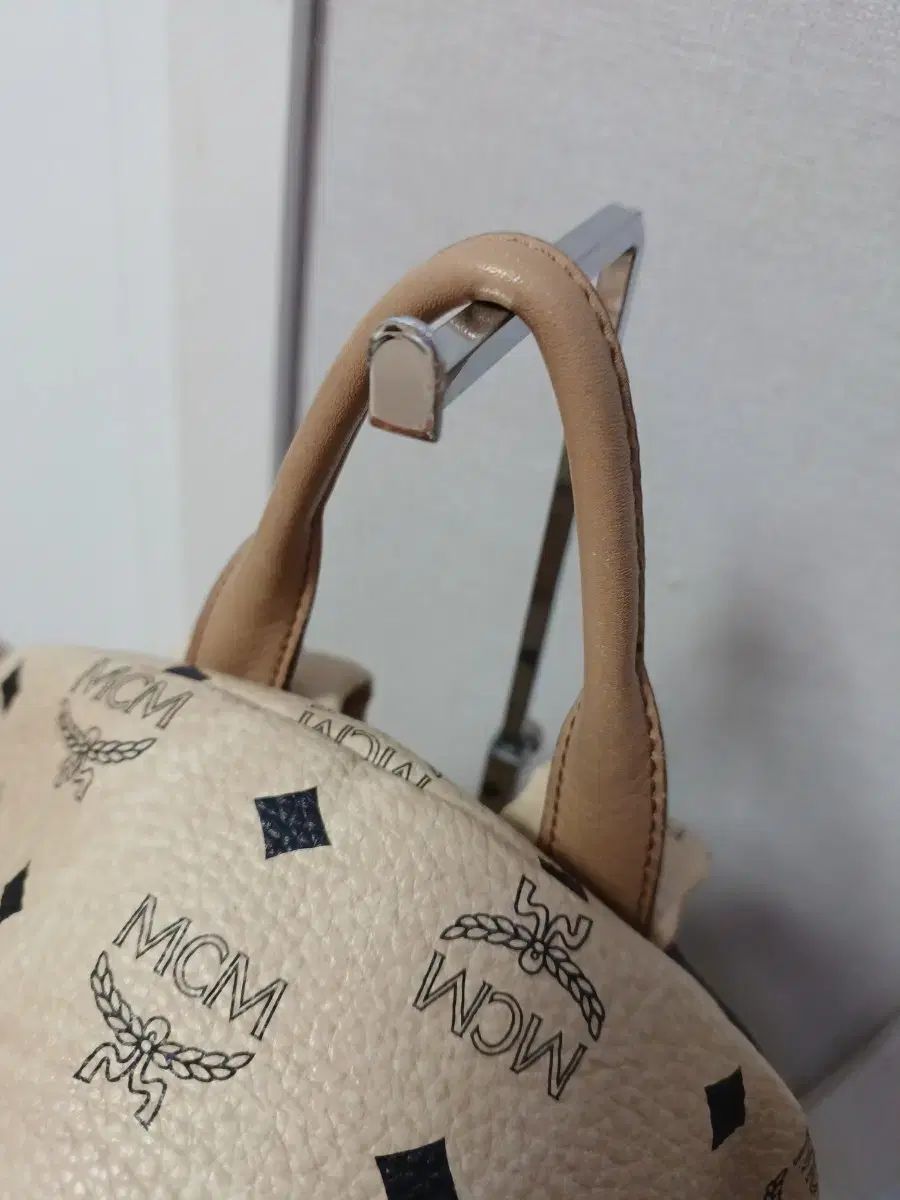  MCM エム シー 状態良し 小さいサイズ リュック バックパック バッグ