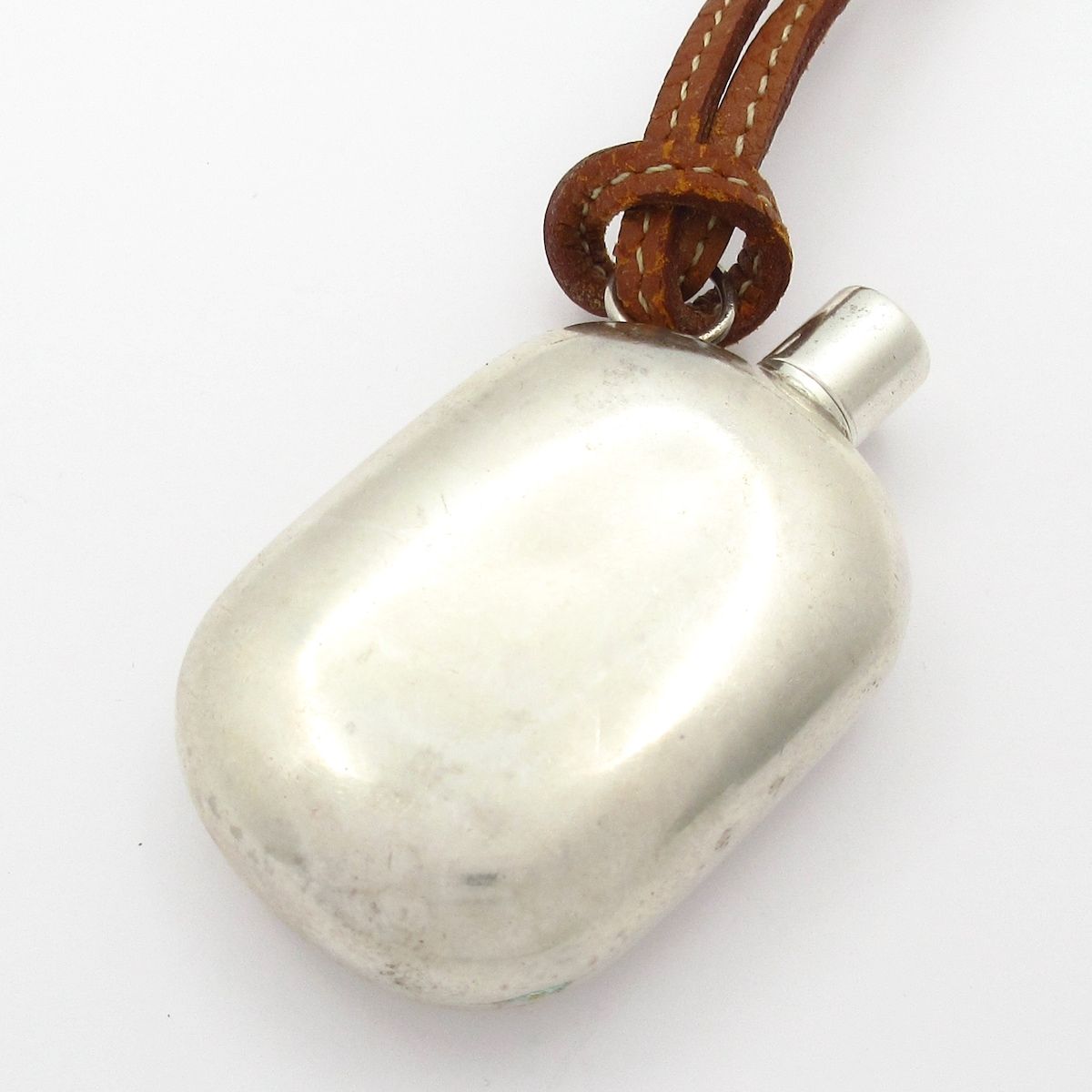 HERMES(エルメス) ネックレス - レザー シルバー×ブラウン パフューム