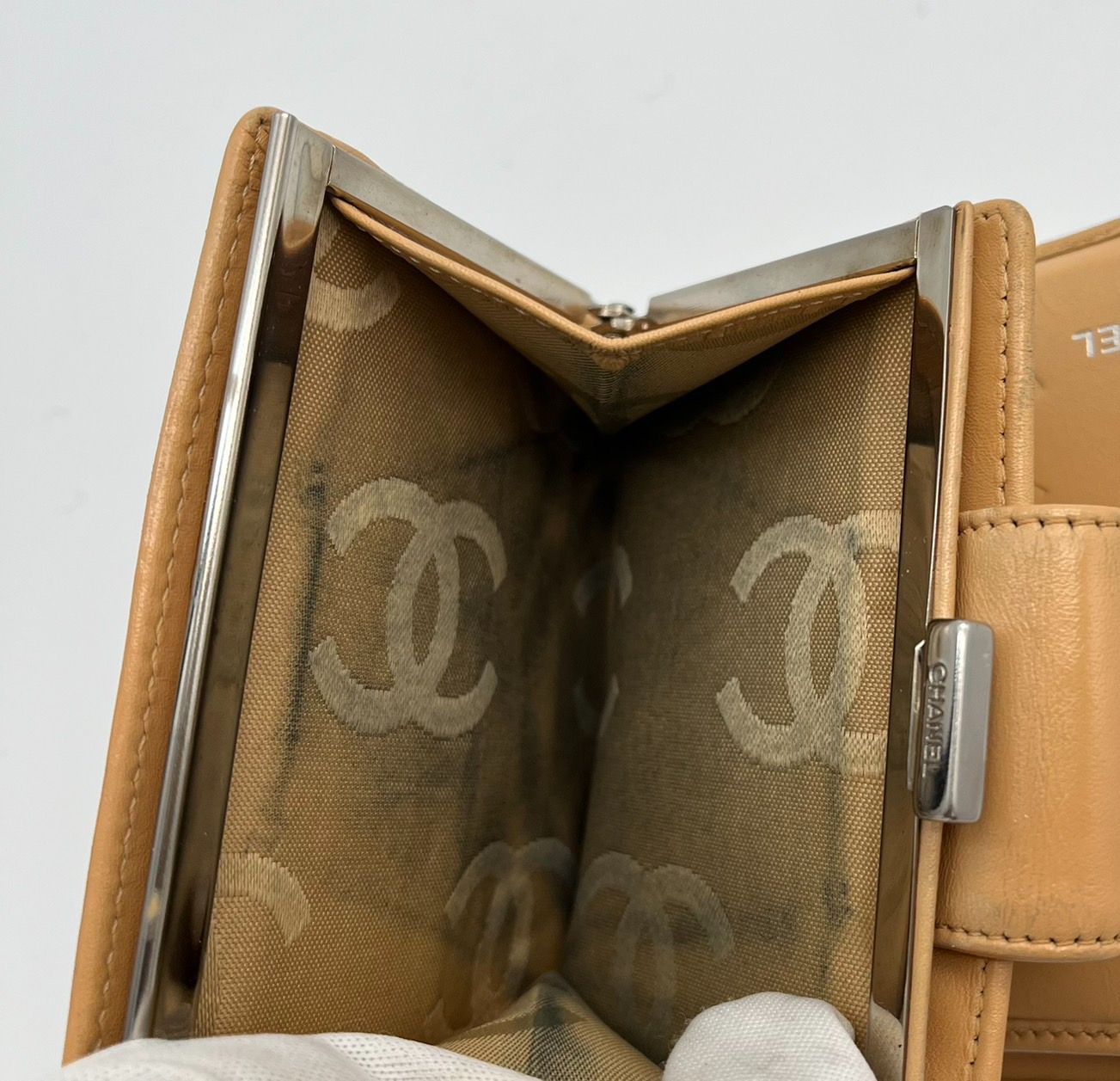 CHANEL シャネル カンボンライン 二つ折り財布 ベージュ ブラック CC 
