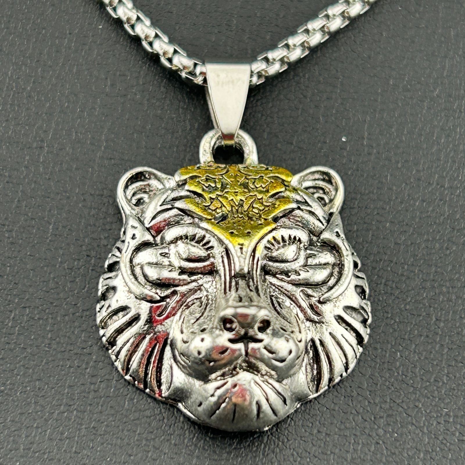 新品】アクセサリー ネックレス 虎 シルバー×イエロー メンズ