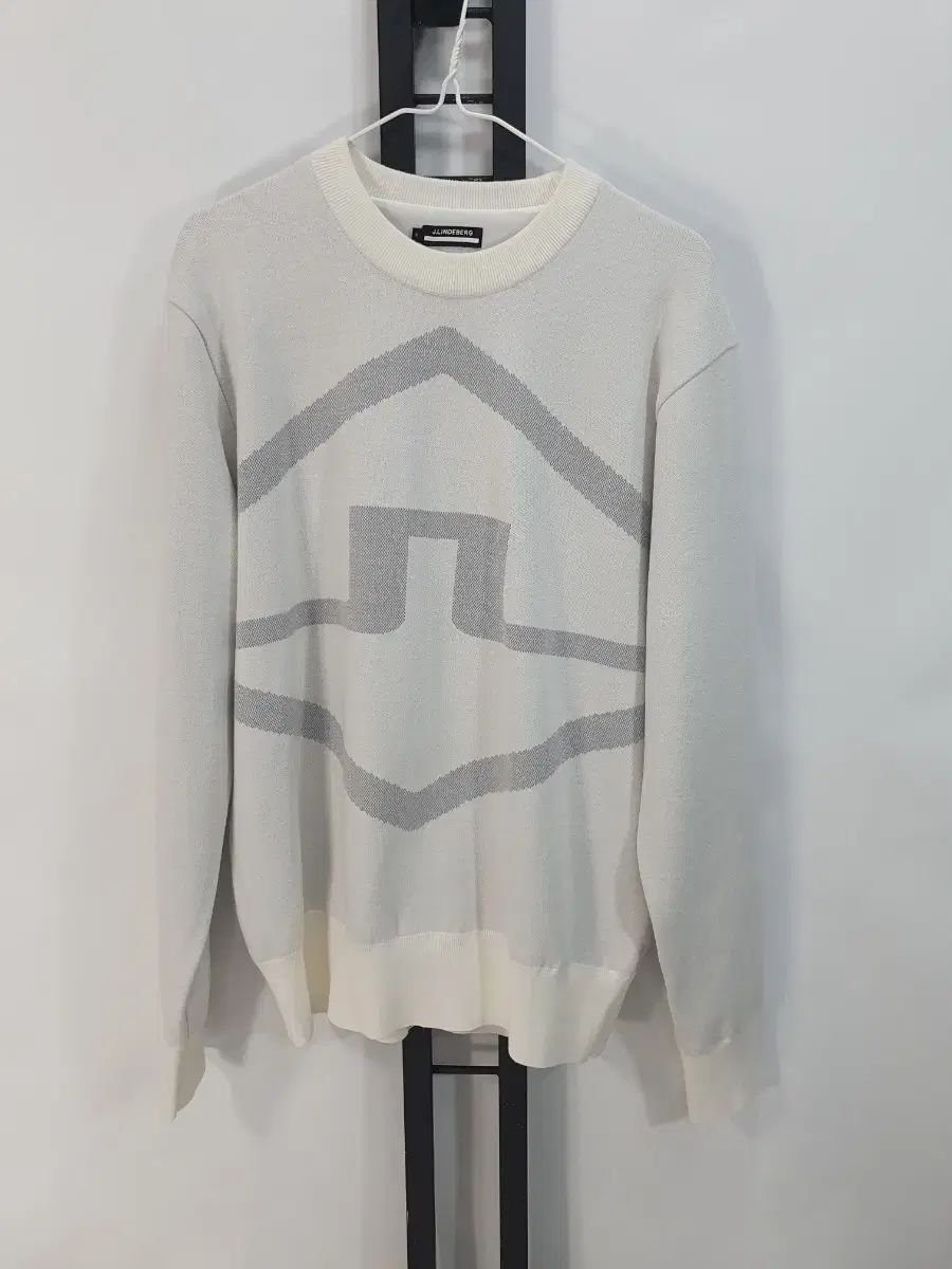 J.LINDEBERG J.リンドバーグ 防風 ニット Tシャツ ウィンドブレーカー セーター 白 m