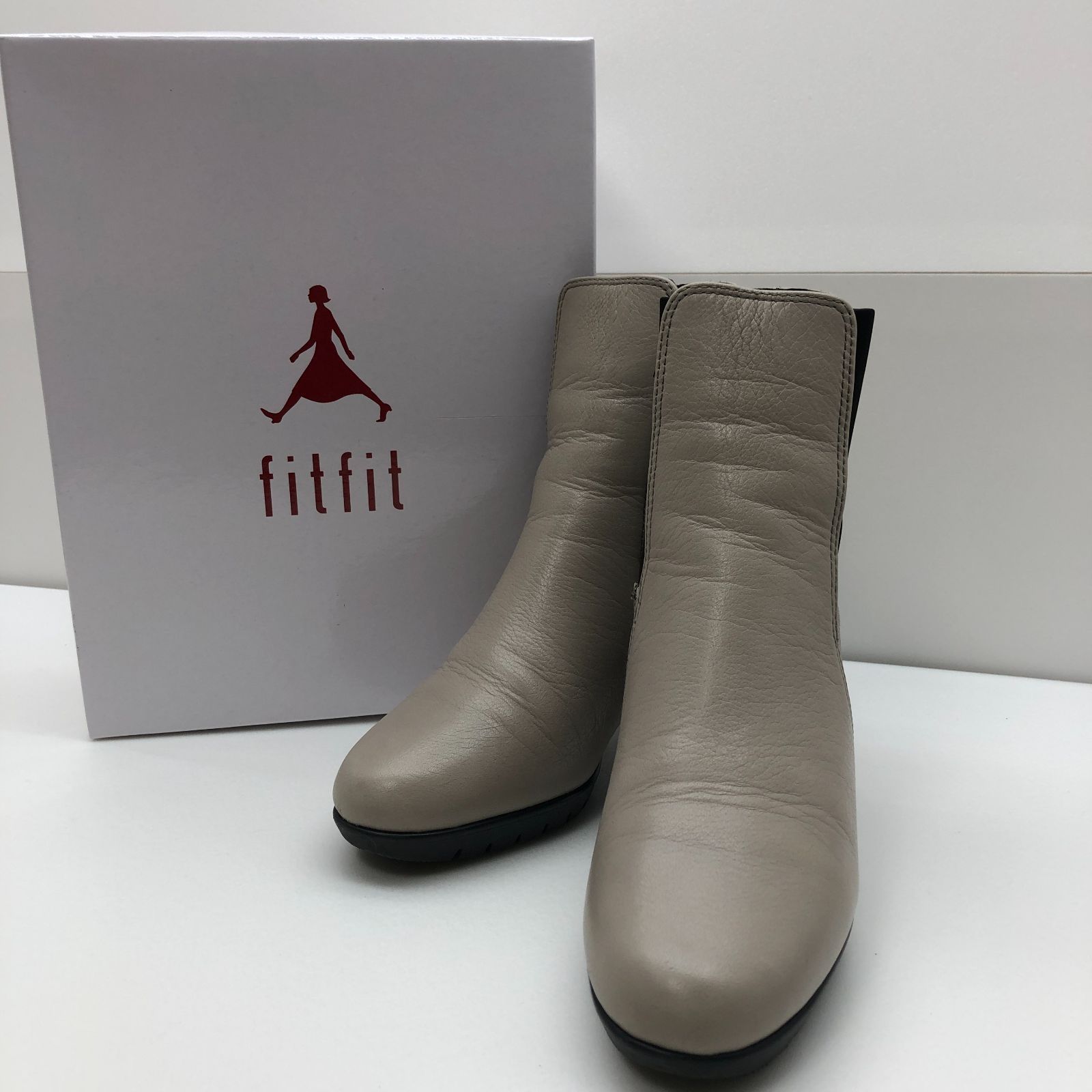 fitfit フィットフィット ショートブーツ グレージュ系 サイズ22.5 cm