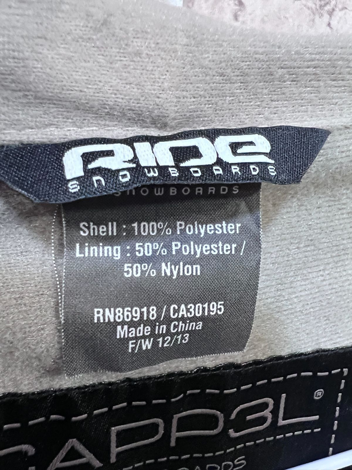 美品 RIDE SNOWBOARDS CAPP3L スノボジャケット L ライド スノーボード