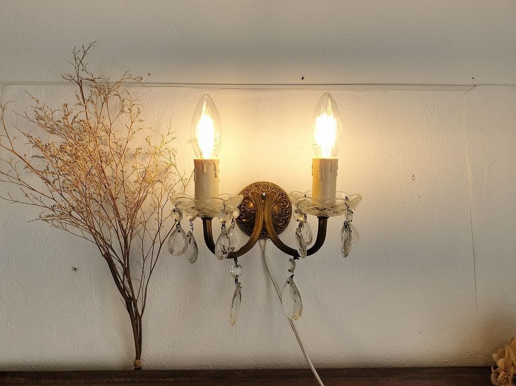フランス アンティーク 壁かけ ランプ 割引 ガラスドロップ付き 2灯