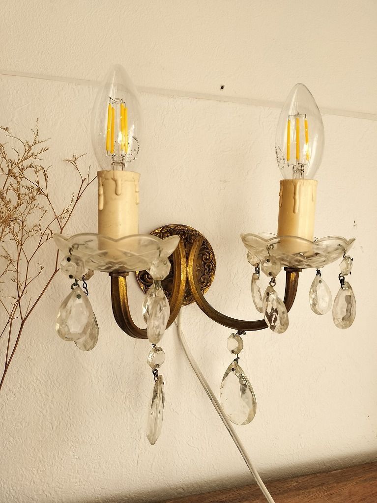 フランス アンティーク 壁かけ ランプ 割引 ガラスドロップ付き 2灯