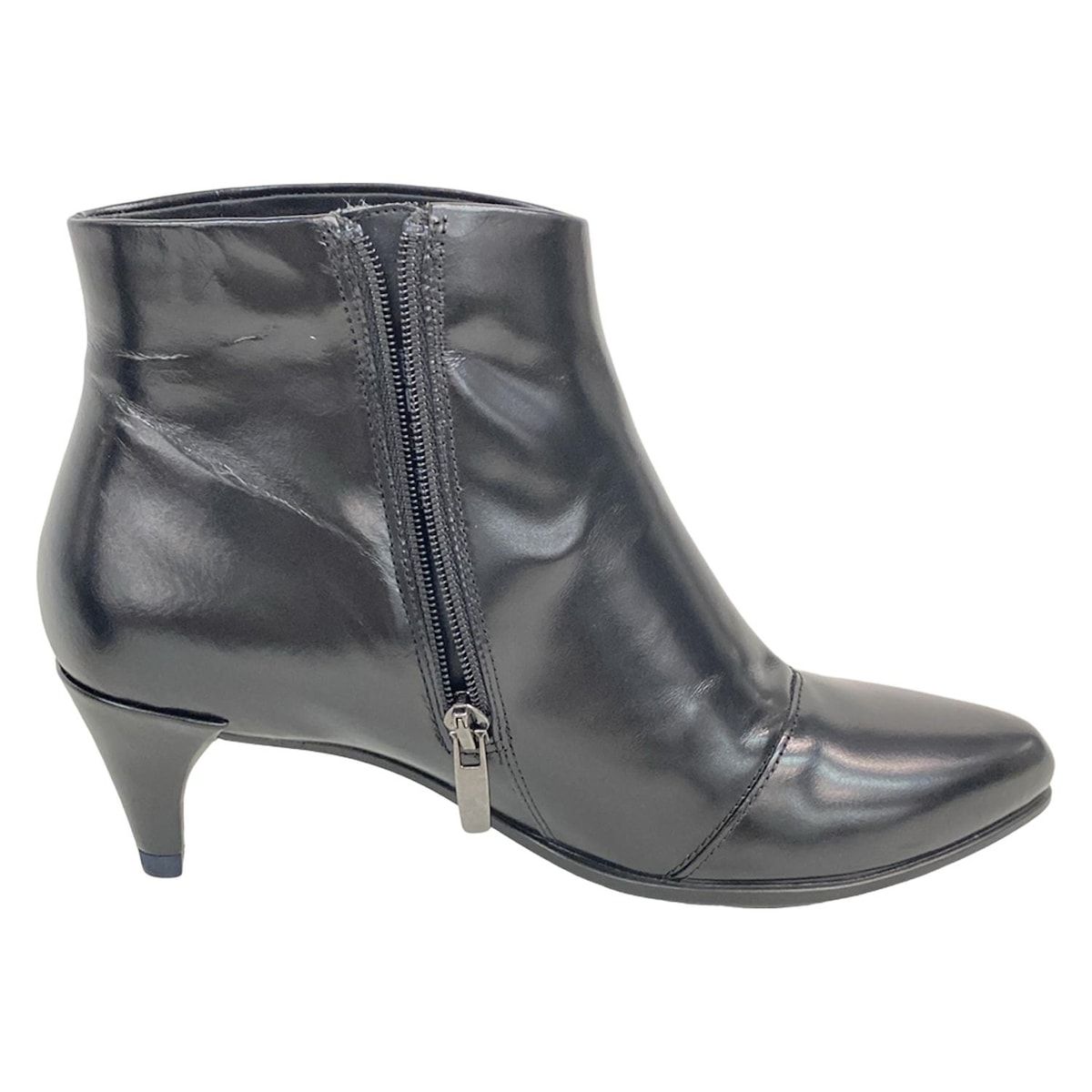 ショートブーツ