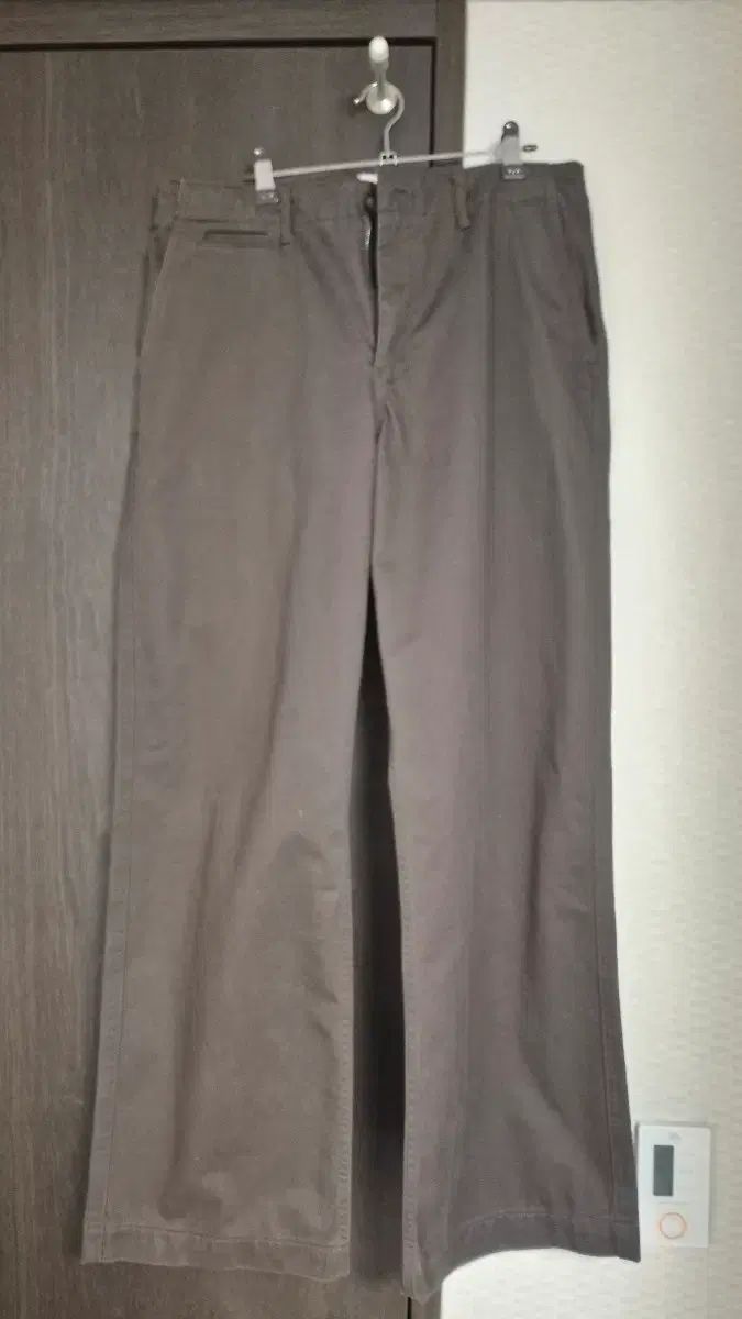 BRANDED weekday モカブラウン チノパンツ