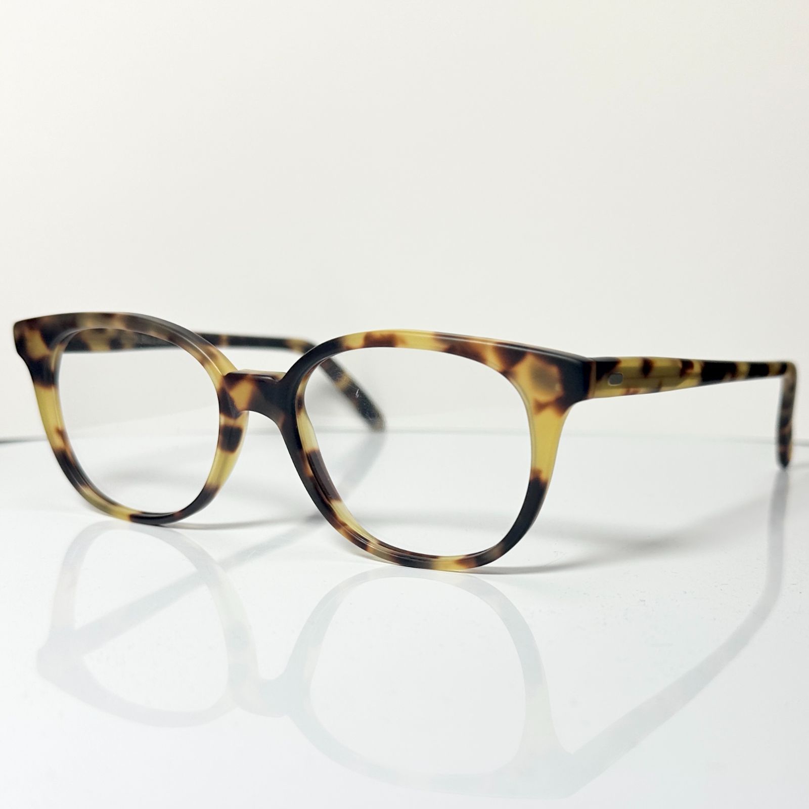 べっ甲柄メガネ ケース付き