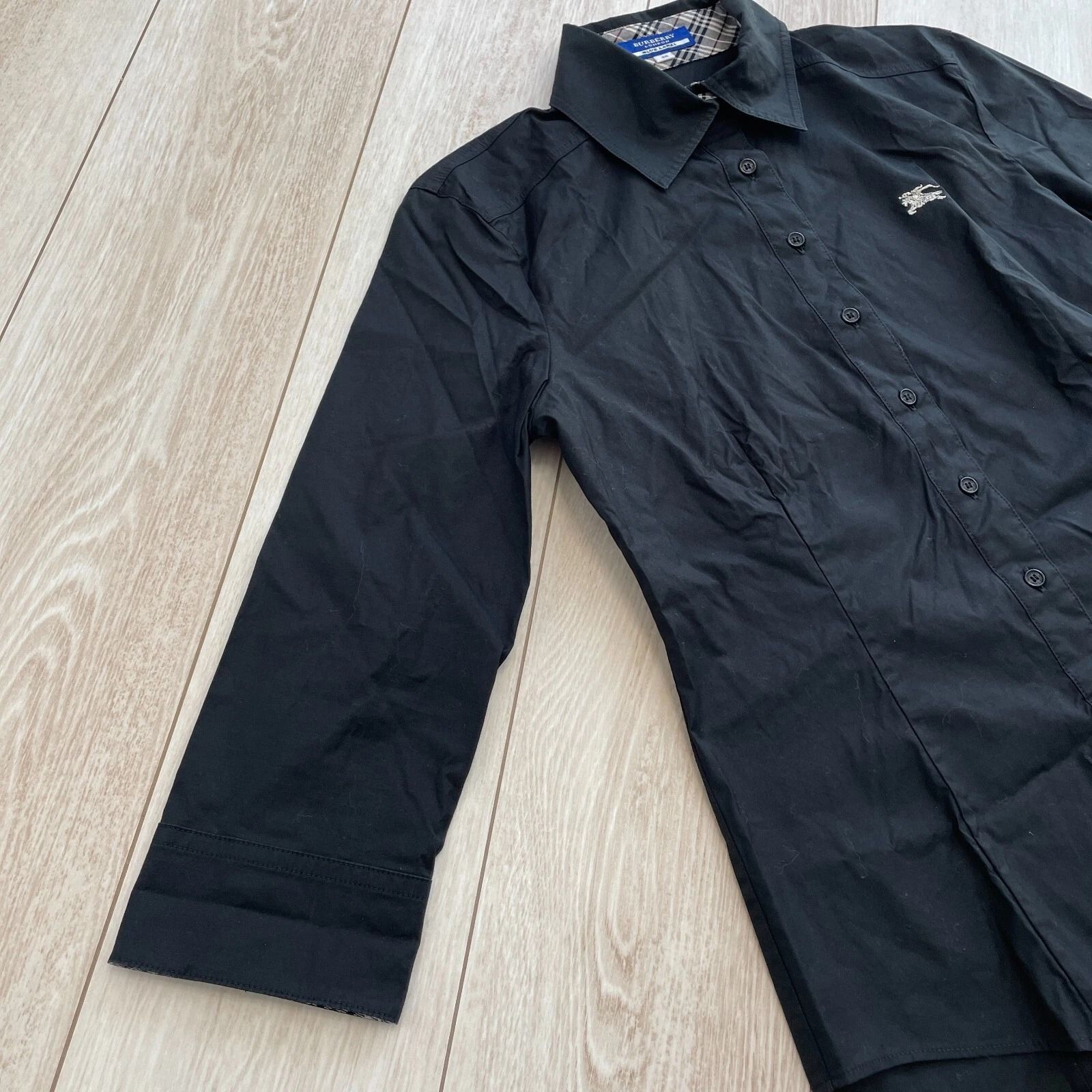 BURBERRY BLUE LABEL バーバリーブルーレーベル シャツ ロゴ刺繍 黒