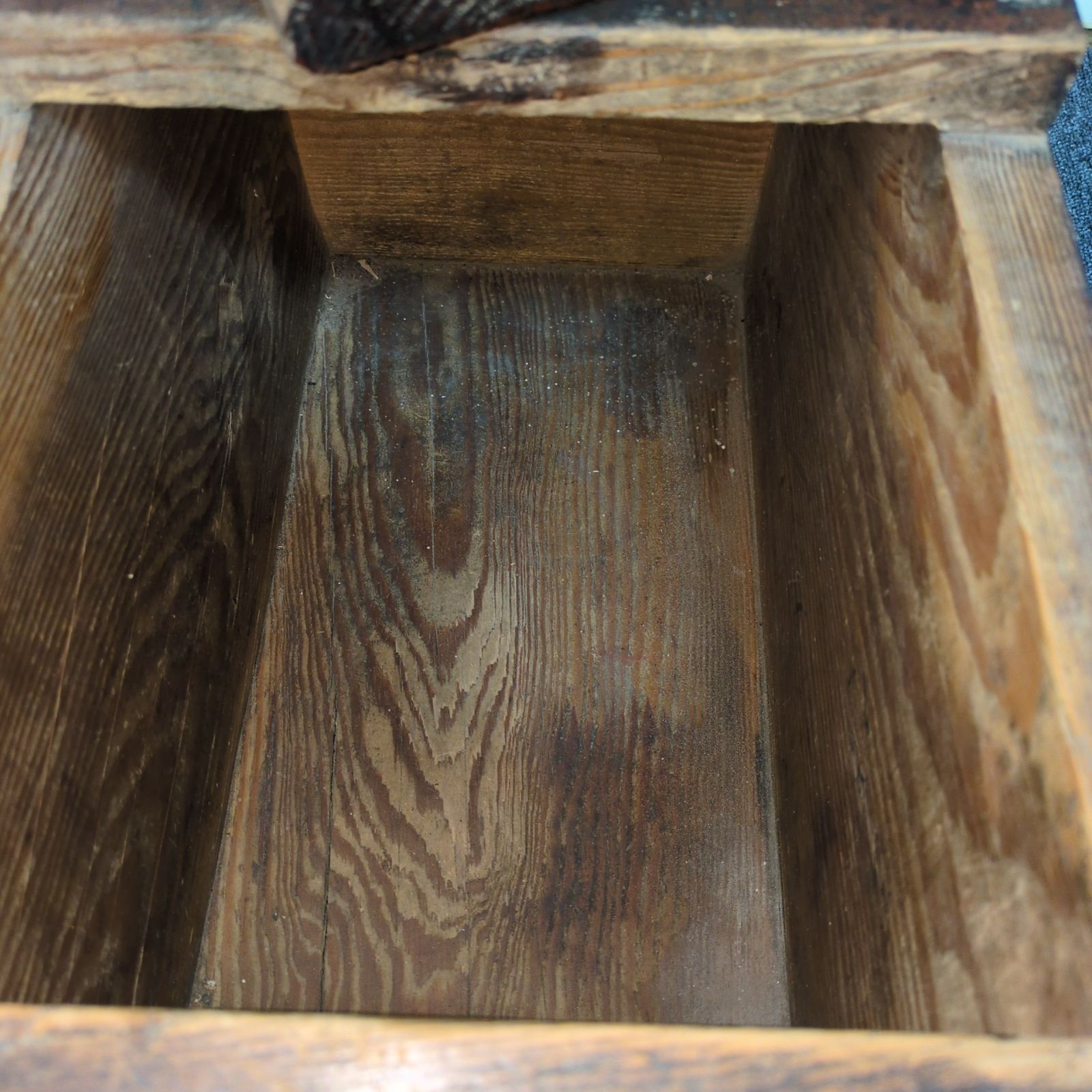 ◇銭箱◇賽銭箱 銭函 古道具 道具箱 古民具 木製 木箱 時代物 骨董 古