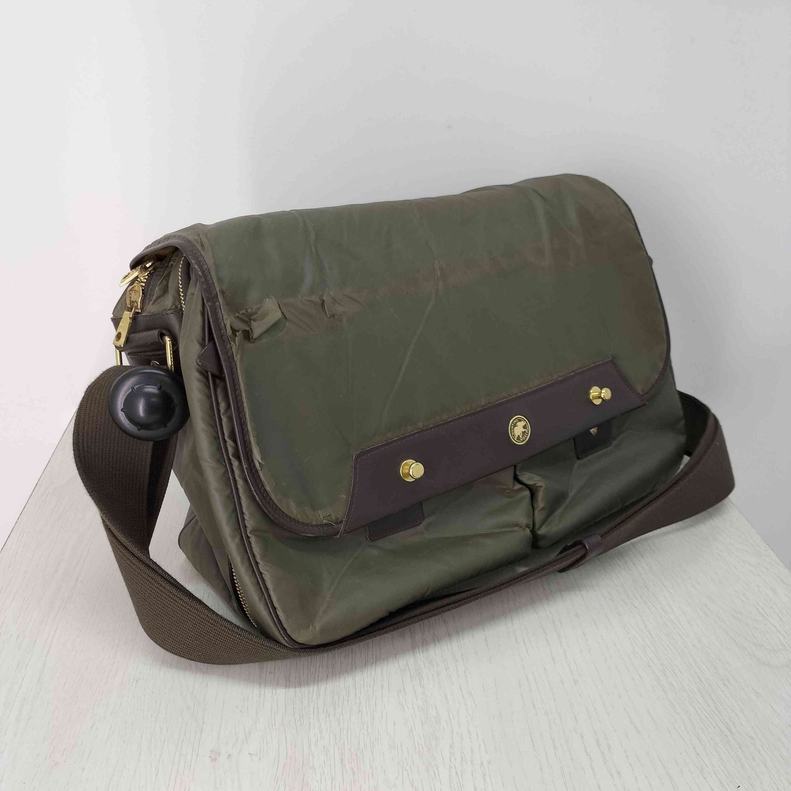 ハンティングワールド HUNTING WORLD バチュークロス メッセンジャー