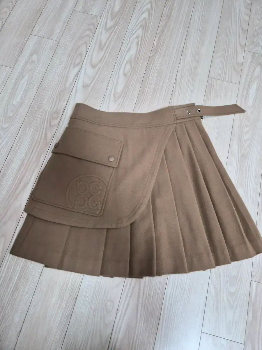 G FORE ジーフォア スカート