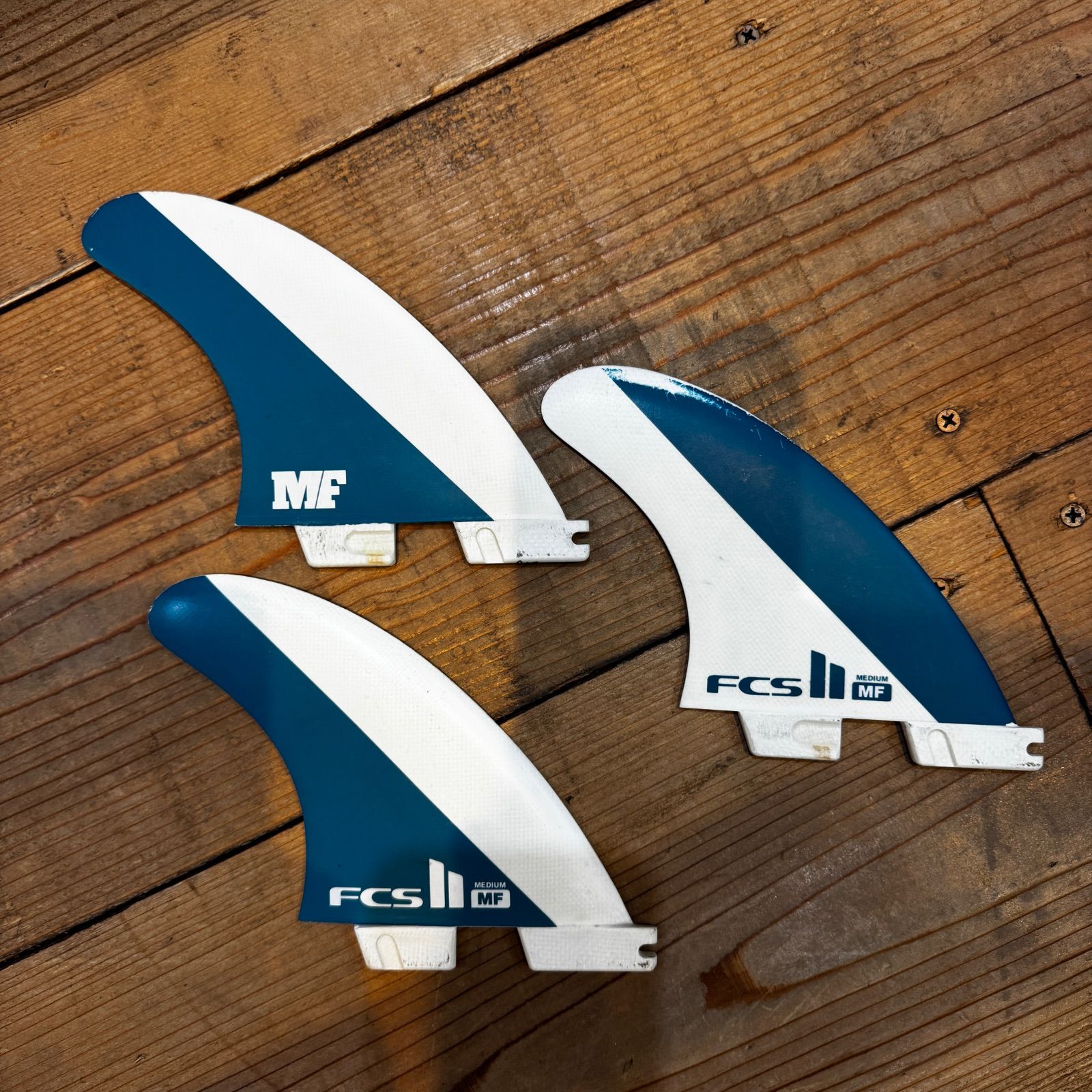 中古　fcs2 MF  Ｍ 中古 FCS2 フィン MF ミックファニング Mサイズ トライフィン すり傷