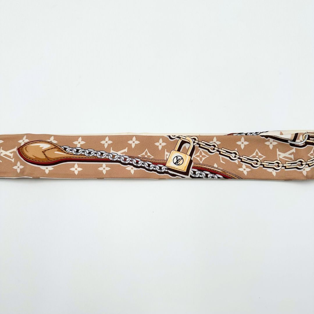 スカーフ モノグラム