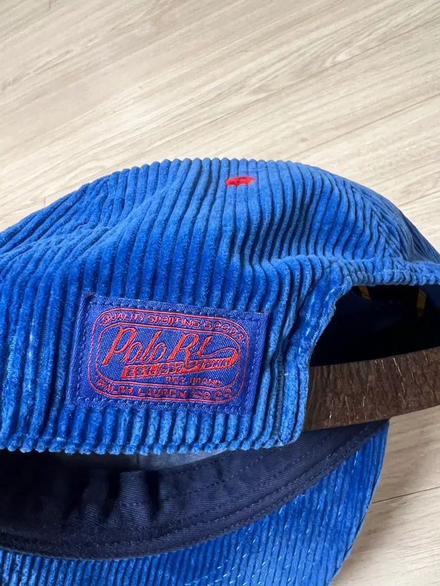 ベースボールキャップ