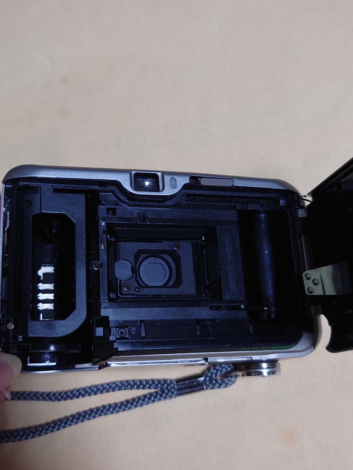  A 94 FUJIFILM CARDIA mini TIARA 動作未 コンパクトカメラ(フィルム) フィルムカメラ