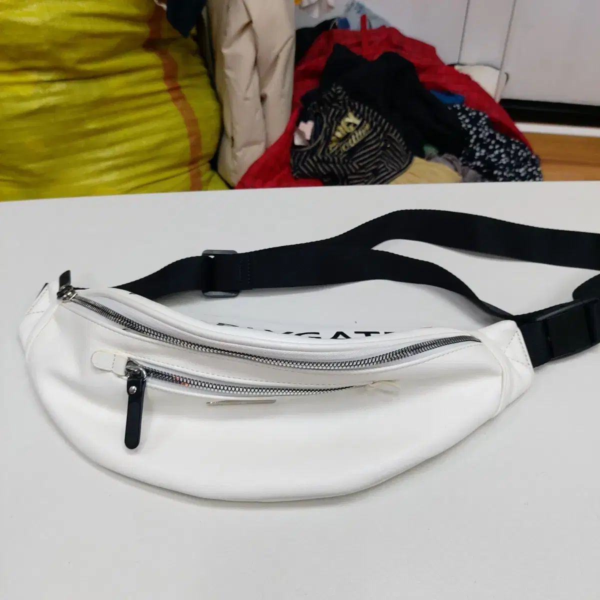 パーリーゲイツ ヒップバッグ 白 5L9 - メルカリ