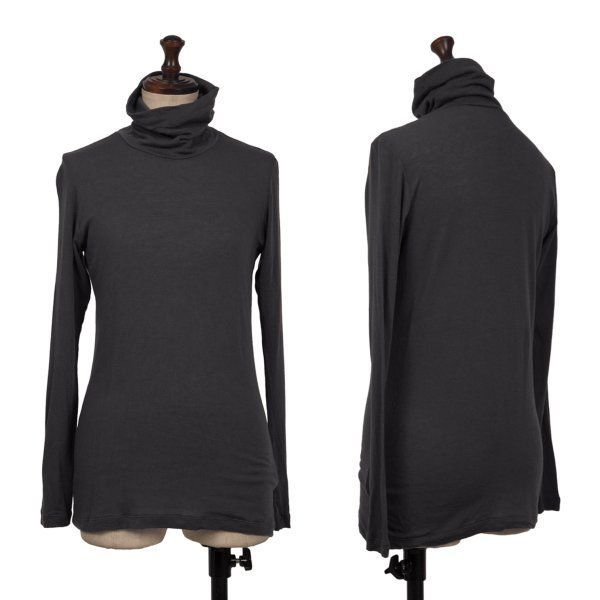 イッセイミヤケミーISSEY MIYAKE me ストレッチタートルネック