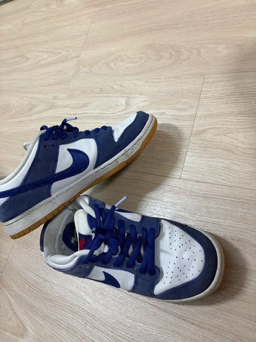 ナイキ SB ダンク ロー プロ ディープ ロイヤル ブルー