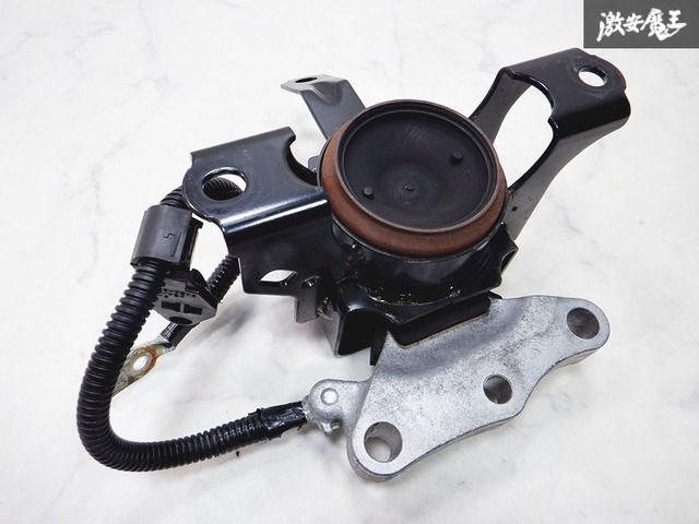 ストア出品 』 スズキ純正 HA36S アルトワークス エンジンマウント 1個