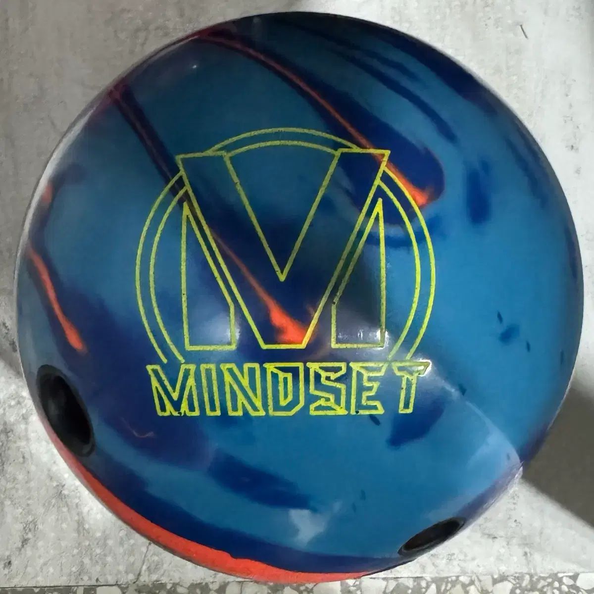 マインドセット 14パウンド ボーリング ボール