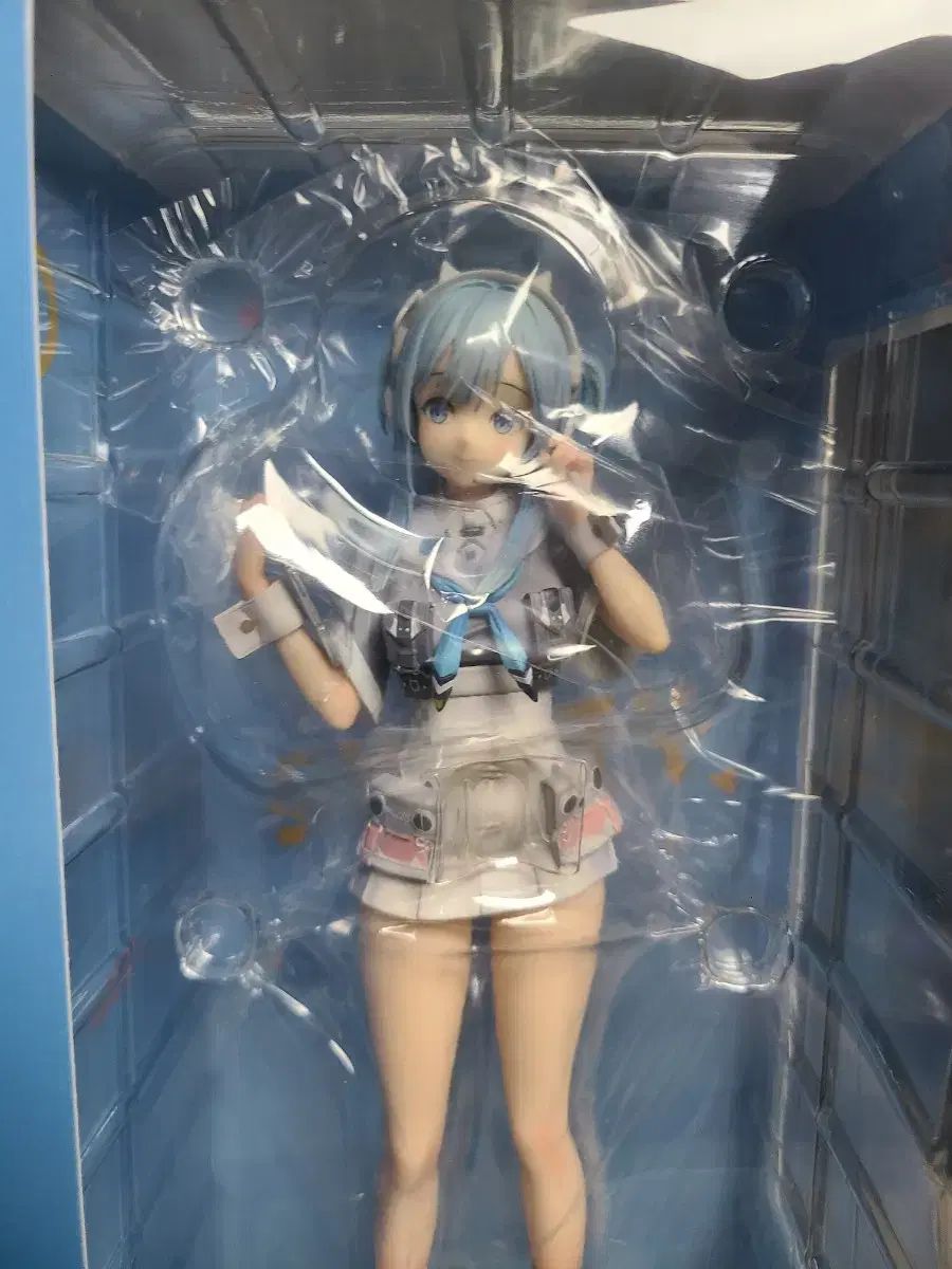 勝利の女神：NIKKE(ニケ) シフティ フィギュア (開封のみ) - メルカリ