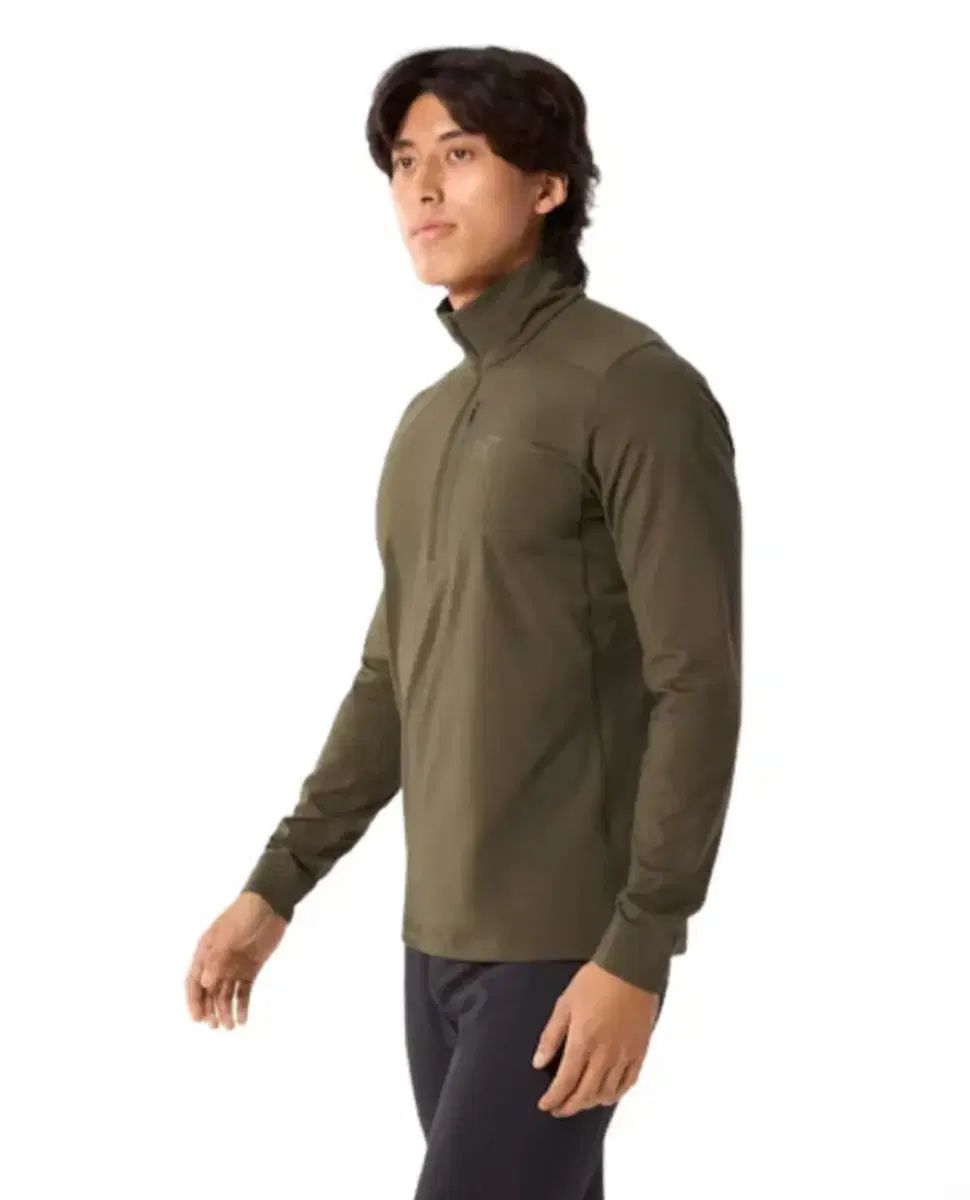 アークテリクス ロー LT ジップネック メンズ S 新品 ARC'TERYX 気温の低いときに最適なベースレイヤー『ARC'TERYX ロー LT ジップ